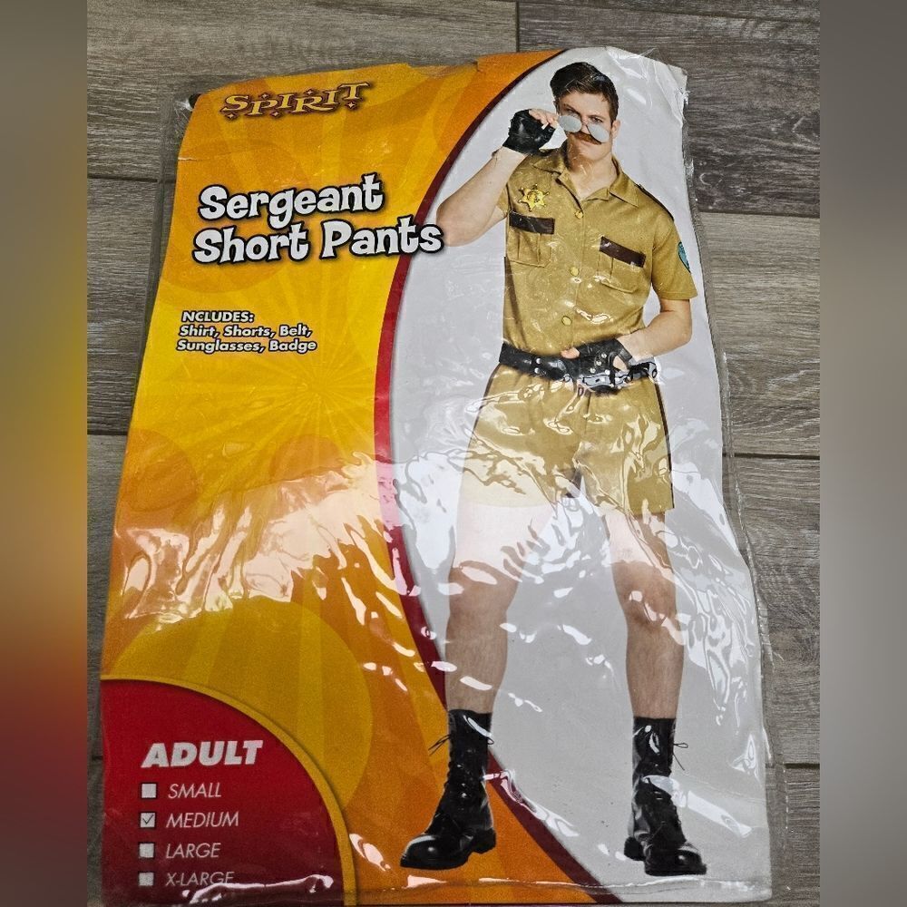 Sargent Short Pants Spirit Halloween costume mens medium tan troopers